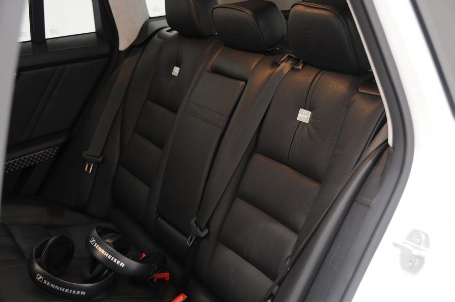  Mercedes-Benz GLK V8 by Brabus 2009 года  (фото 4 из 26)
